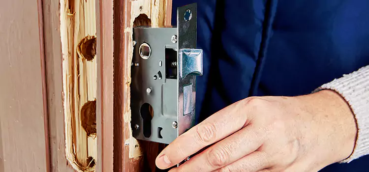 Garage Door Lock Replacement Salmon Creek